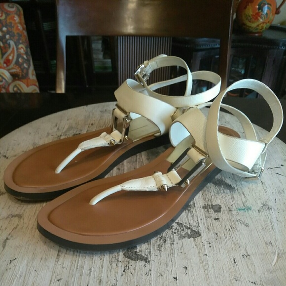 Dolce Vita Shoes - 👰💒SALE!!! Dolce Vita-Leather Sandal